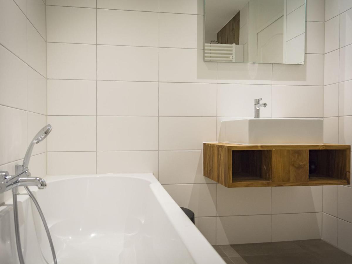 Apartment In Tasteful Farmhouse In De Cocksdorp On The Wadden Island Of Texel エクステリア 写真