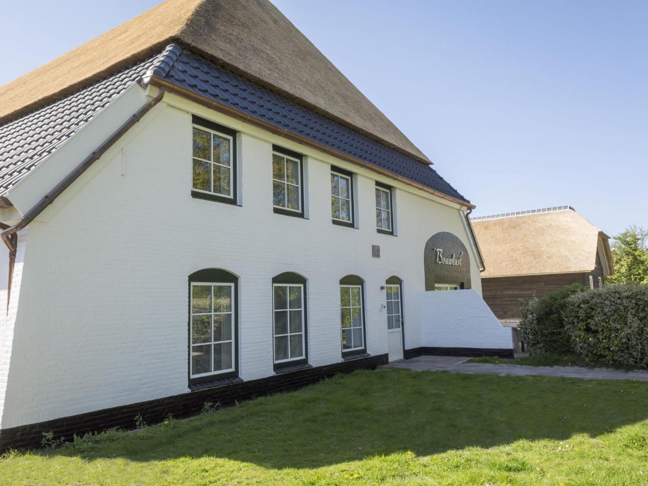 Apartment In Tasteful Farmhouse In De Cocksdorp On The Wadden Island Of Texel エクステリア 写真